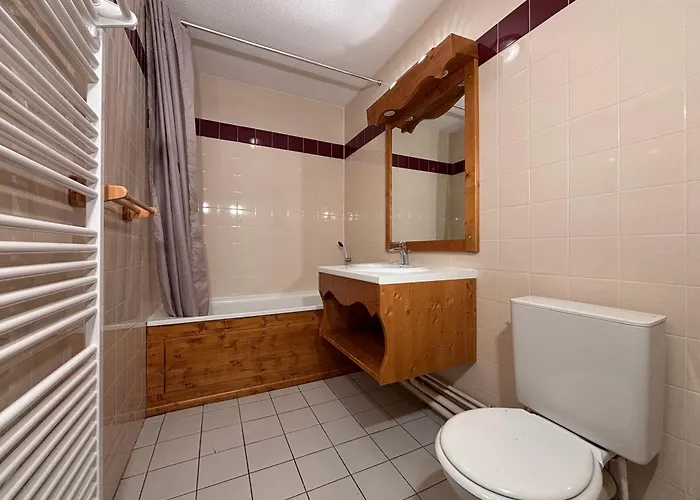 Saboia B32 Cles Blanches * كورشوفيل